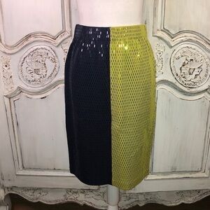 Gorgeous Two Tone Knit Metallic Stickers Sequins Elastic Waistband Size 8